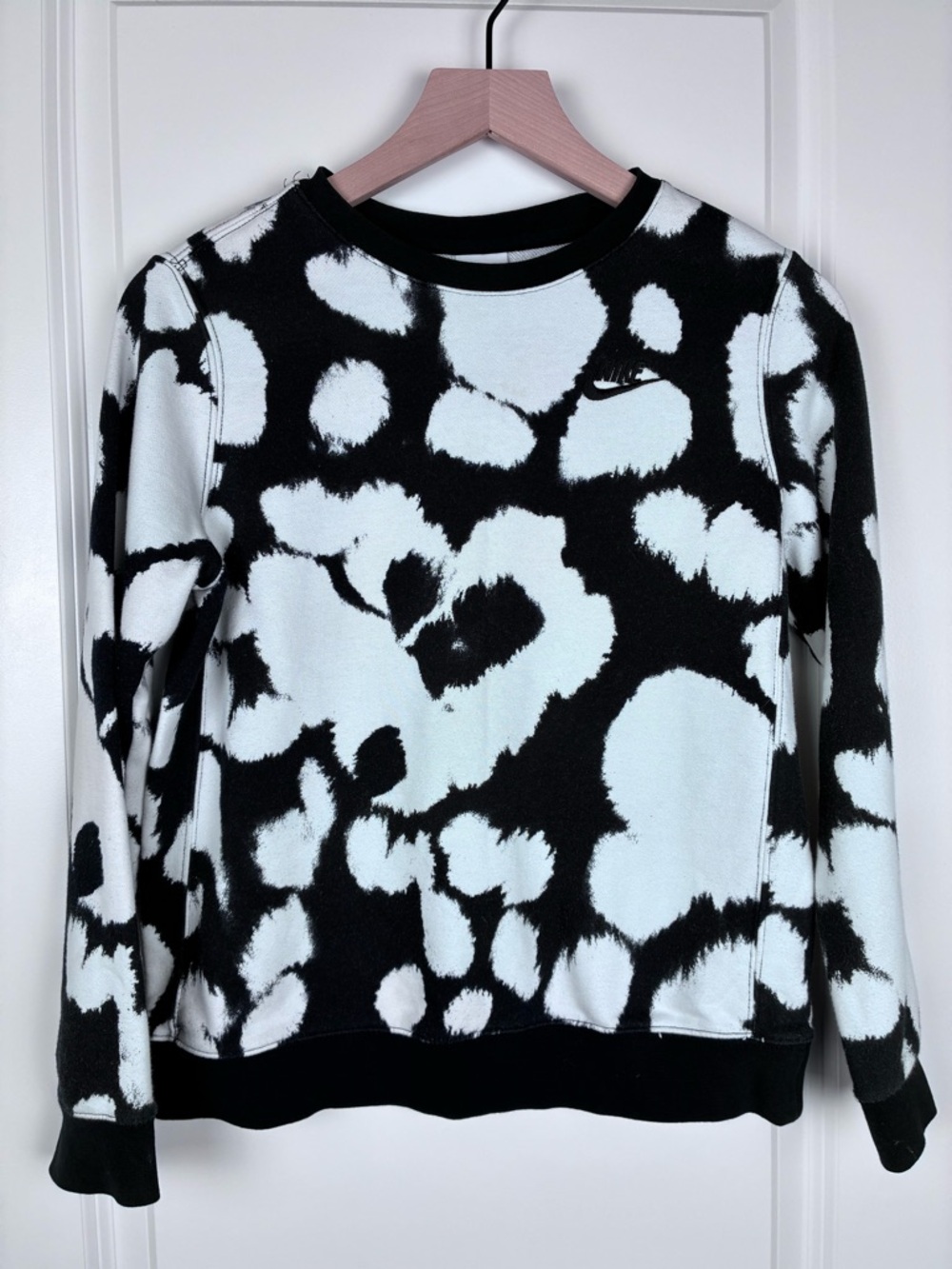 Nike Black & White Abstract Print Crewneck Sweatshirt Kids Large
